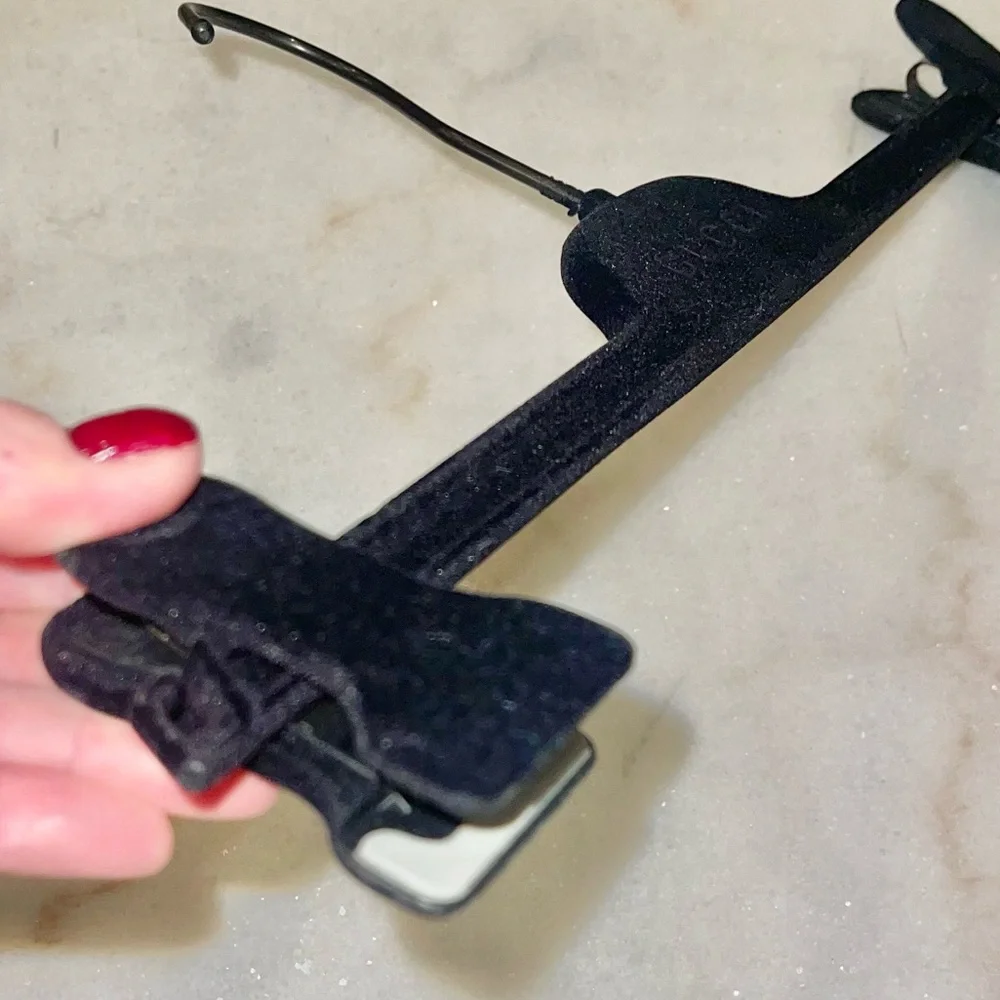 Gucci black velvet clothes hanger